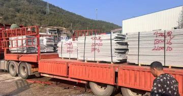 嘉峪关 芝麻灰花岗岩光面毛板出货日常