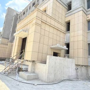 嘉峪关 黄金麻干挂，工地实拍