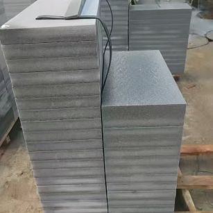 嘉峪关 芝麻灰火烧面300*600*50地铺石材