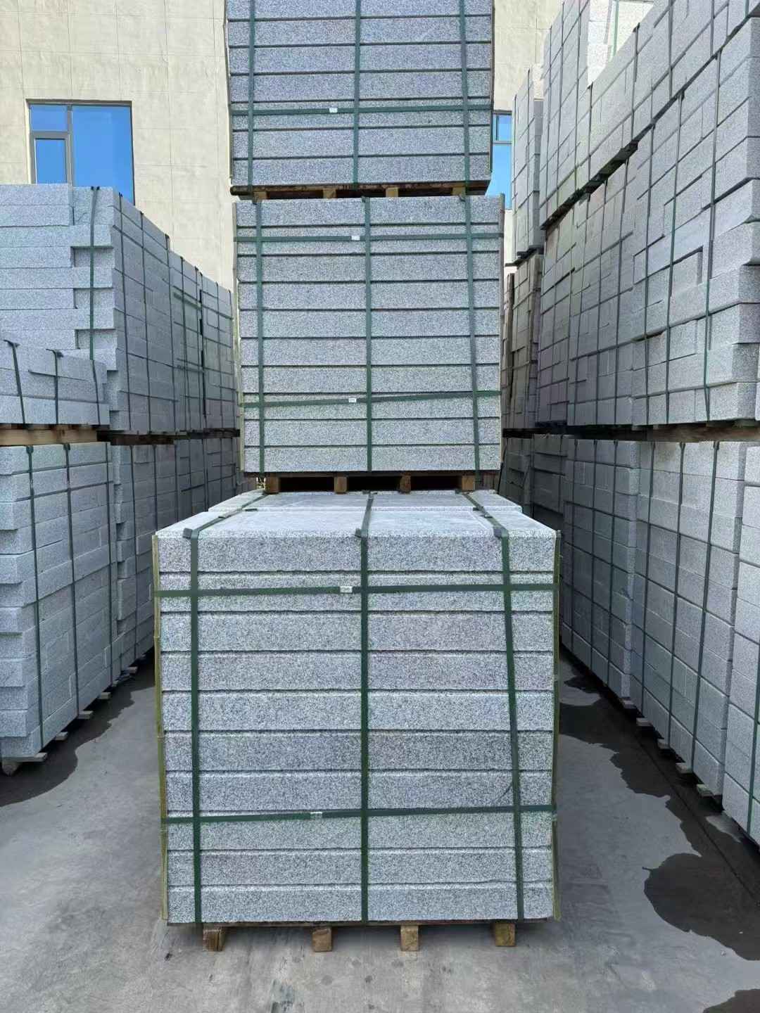 嘉峪关 公园台阶石