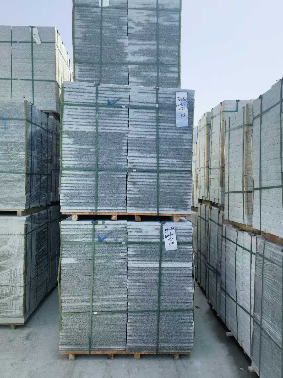 嘉峪关芝麻白地铺成品
