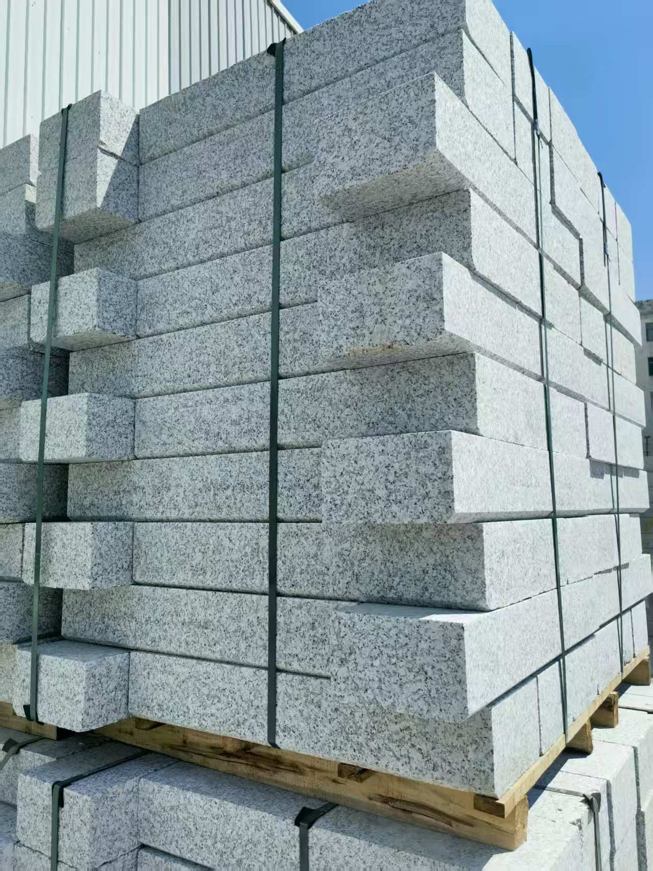 嘉峪关 路沿石颜色均匀、尺寸标准